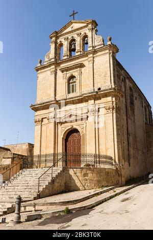 Fassade der Kirche Santa Sofia in Ferla, Provinz Syrakus, Italien. Stockfoto