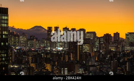 Tokyo Sonnenuntergang Richtung Fuji von Bunkyo. Japan Stockfoto