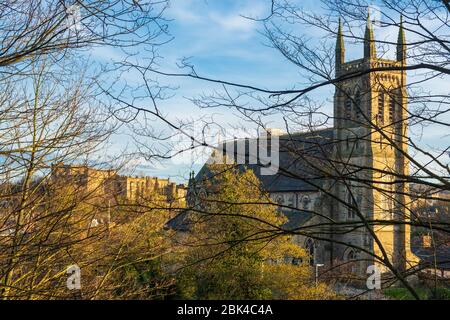 Durham, Großbritannien - 21. Februar 2019: Blick auf Durham Stadtbild an einem schönen sonnigen Nachmittag Stockfoto