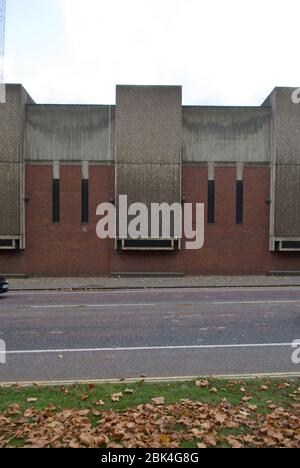 Architektur der 1970er Jahre Militärministerium der Verteidigung British Army Horse Stables Hyde Park Barracks, 20A Knightsbridge, London SW7 von Sir Basil Spence Stockfoto