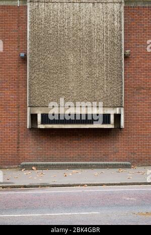 Architektur der 1970er Jahre Militärministerium der Verteidigung British Army Horse Stables Hyde Park Barracks, 20A Knightsbridge, London SW7 von Sir Basil Spence Stockfoto