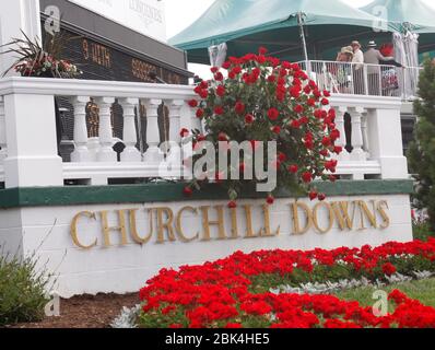 5. Mai 2012, Louisville, Kentucky Churchill Downs Rennen 10 Stockfoto