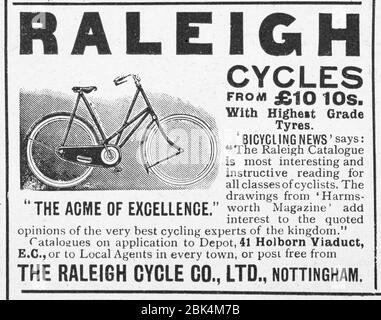 Alte Fahrrad-Radfahrwerbung von den frühen 1900er Jahren, vor dem Anbruch der Werbungsstandards. Geschichte der Werbung, alte Anzeigen, Werbungsgeschichte Stockfoto