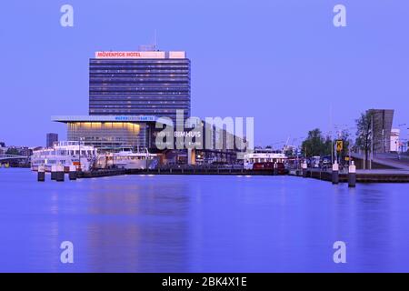 Movenpick Hotel, Bimhuis & Muziekgebouw, Amsterdam, Nordholland, Niederlande, Europa Stockfoto