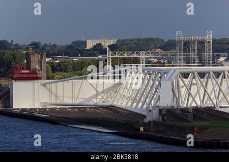 Maeslant Barriere, Hoek van Holland, Rotterdam, Niederlande, Europa Stockfoto