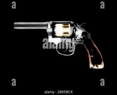 Revolver, farbige Röntgenstrahlung. Stockfoto