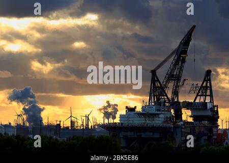 Oil Rig, Maasvlakte District, Rotterdam, Südholland, Niederlande, Europa Stockfoto