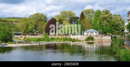 Grüne Stadt Bad Kreuznach in Rheinland-Pfalz Deutschland im Frühling. Einige Orte Stockfoto