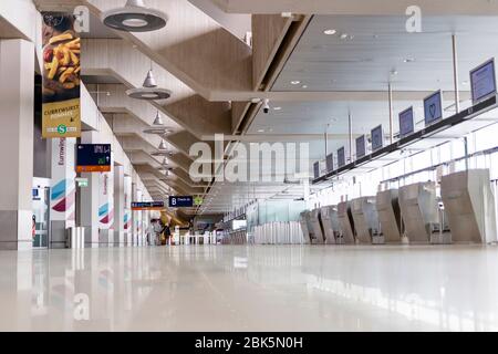 Köln, Deutschland. April 2020. Eindruck vom verlassenen Flughafen Köln Bonn, wo es während der Koronakrise zu extremen Flugausfällen kommt. Köln, 30. April 2020 Quelle: dpa/Alamy Live News Stockfoto