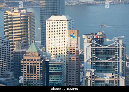 Wolkenkratzer der Hong Kong Insel und Victoria Hafen, Hong Kong Stockfoto