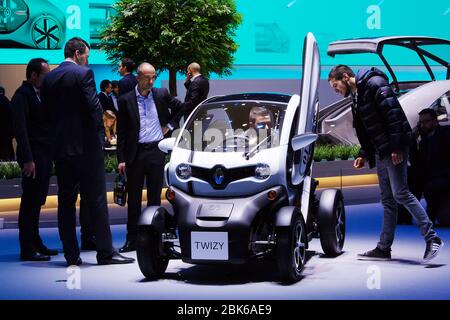 GENF, SCHWEIZ - 6. März 2019: Renault Twizy auf Renault-Ausstellungsgelände auf dem 88. Genfer Automobilsalon in Palexpo Stockfoto