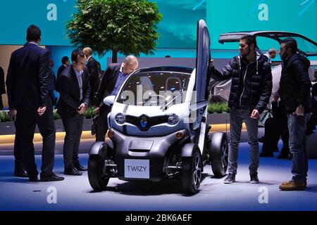 GENF, SCHWEIZ - 6. März 2019: Renault Twizy auf Renault-Ausstellungsgelände auf dem 88. Genfer Automobilsalon in Palexpo Stockfoto