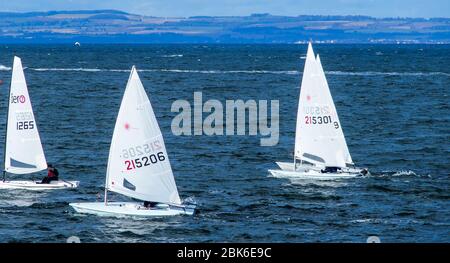 Segeln Dinghy Racing, East Lothian Yacht Club, North Berwick Stockfoto