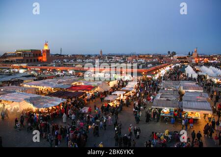 Der berühmte Nachtmarkt in Marrakesch, Marokko Stockfoto