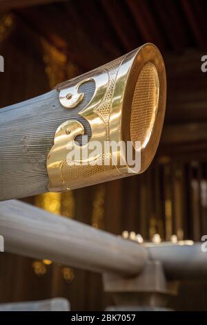 Goldene Details im Meiji Shrine, Tokio, Japan Stockfoto