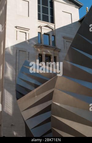 Angels Wings Paternoster Vents Unterstation Vents Edelstahl Paternoster Square., London EC4M 7BP von Thomas Heatherwick Studio Stockfoto