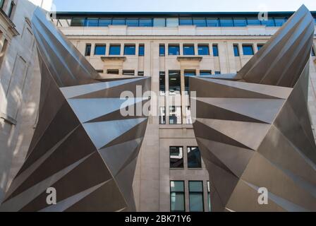 Angels Wings Paternoster Vents Unterstation Vents Edelstahl Paternoster Square., London EC4M 7BP von Thomas Heatherwick Studio Stockfoto