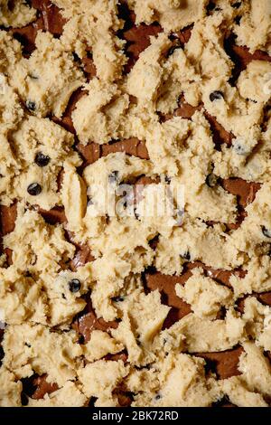 Teig zum Backen von Brokies Stockfoto