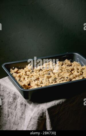 Teig zum Backen von Brokies Stockfoto