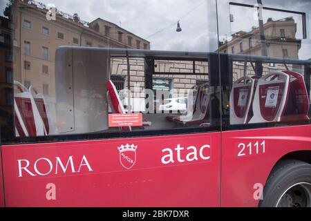 Roma, Italien. Mai 2020. Details der Busse am Endbahnhof der Via Paola in Rom (Foto: Matteo Nardone/Pacific Press) Quelle: Pacific Press Agency/Alamy Live News Stockfoto