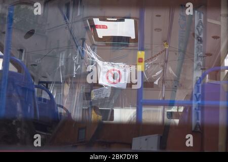 Roma, Italien. Mai 2020. Details der Busse am Endbahnhof der Via Paola in Rom (Foto: Matteo Nardone/Pacific Press) Quelle: Pacific Press Agency/Alamy Live News Stockfoto