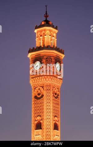 Uhrturm von Izmir am Konak-Platz in Izmir, Türkei. Stockfoto