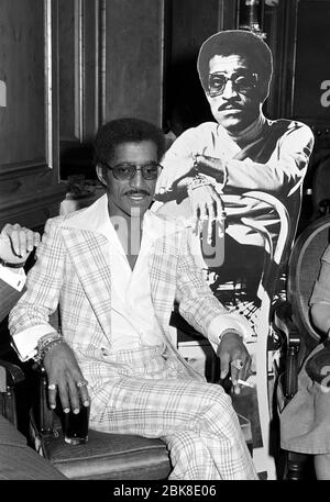 LONDON, GROSSBRITANNIEN. Juli 1974: Entertainer Sammy Davis Jr. in London. Foto © Paul Smith/Featureflash Stockfoto