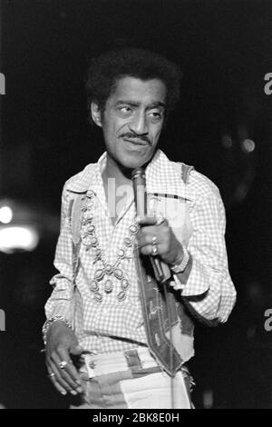 LONDON, GROSSBRITANNIEN. Juli 1974: Entertainer Sammy Davis Jr. in London. Foto © Paul Smith/Featureflash Stockfoto