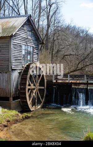 Historische Hyde's Mill, entlang Mill Creek, im ländlichen Iowa County, Wisconsin, USA. Stockfoto