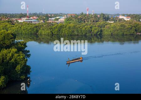 Fischer auf Negombo Lagune in Negombo, Sri Lanka. Stockfoto