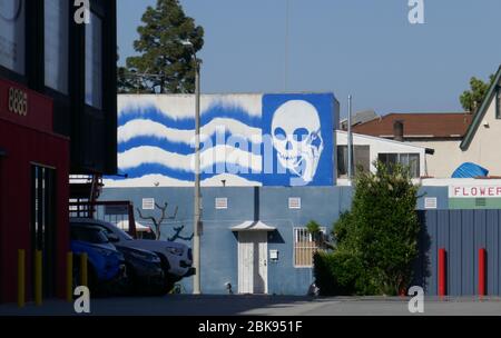 Culver City, Kalifornien, USA 2. Mai 2020 EIN allgemeiner Blick auf die Atmosphäre der Straßenkunst während der Coronavirus Covid-19 Pandemie am 2. Mai 2020 in Culver City, Kalifornien, USA. Foto von Barry King/Alamy Stock Photo Stockfoto