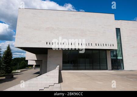 Die Vorderseite, Haupteingang zum Kunstmuseum der Nationalgalerie. In Vilnius, Litauen. Stockfoto