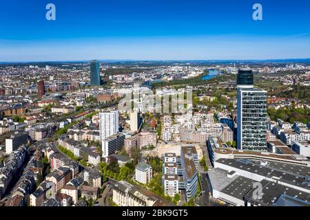 Luftaufnahme, Frankfurter Skyline, mit Henniger Tower, EZB, Sachsenhausen, Hessen, Deutschland Stockfoto