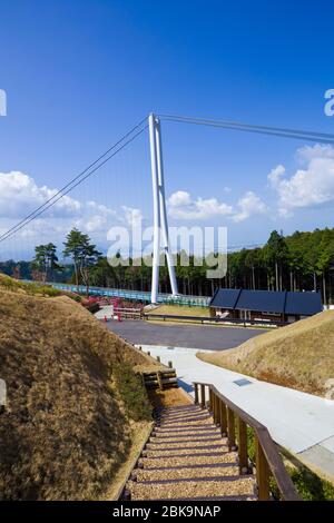 Mishima Sky Walk mit Mt. Fuji (Fujiyama) in Mishima, Shizuoka, Japan. Stockfoto