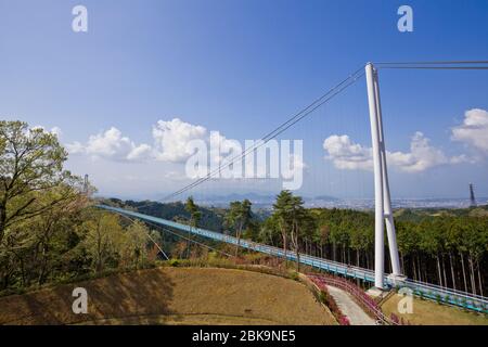 Mishima Sky Walk mit Mt. Fuji (Fujiyama) in Mishima, Shizuoka, Japan. Stockfoto