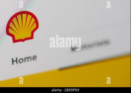 New-York , USA - 29. April 2020: Royal Dutch Shell Homepage Nahaufnahme Ansicht auf Laptop-Bildschirm Stockfoto