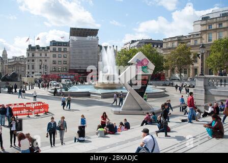 Omega London 2012 Olympic Countdown Clock auf dem Trafalgar Square Stockfoto