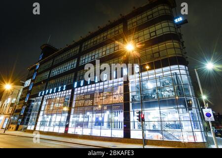 Blick auf das Express Building auf der Great Ancoats Street, Ancoats, Manchester. Stockfoto