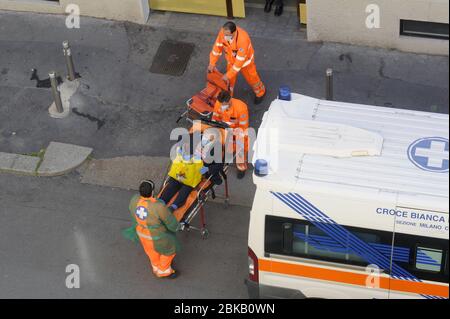 - Epidemia di Coronavirus, ricovero di un paziente, Milano, Maggio 2020. - Coronavirus-Epidemie, Krankenhausaufenthalt eines Kranken, Mailand, Mai 2020 Stockfoto