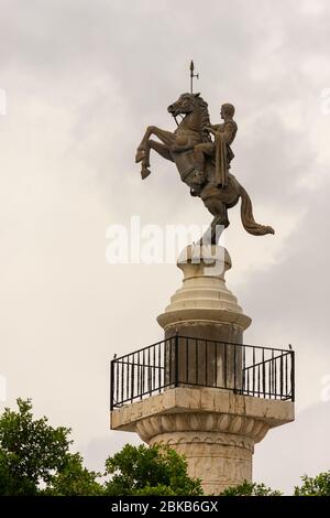 Macau (Macao SAR) / China - 26. Juli 2015: Statue von Julius Caesar auf einem Pferd, im Macau Fisherman's Wharf Themenpark, China Stockfoto