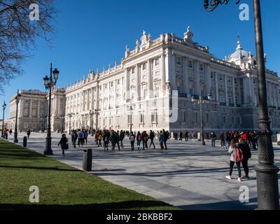 Fassade der Königspalast in Madrid, Spanien Stockfoto