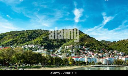 Boztepe, Ordu, Türkei - November 2019: Boztepe, schwarzes Meer und Haus von Ordu Stadt ist sehr beliebt und denkwürdigen Ort in Ordu, Türkei. Stockfoto