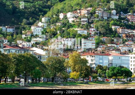 Boztepe, Ordu, Türkei - November 2019: Boztepe, schwarzes Meer und Haus von Ordu Stadt ist sehr beliebt und denkwürdigen Ort in Ordu, Türkei. Stockfoto