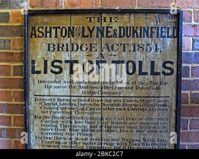 Ashton unter Lyne, Dukinfield, Bridge, Tolls, Mautliste, Greater Manchester, GMC, Manchester, England, UK Stockfoto