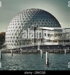 Ontario Place Toronto Ontario Kanada. Eine geodätische Kuppel mit dem Cinesphere IMAX-Kino. Stockfoto