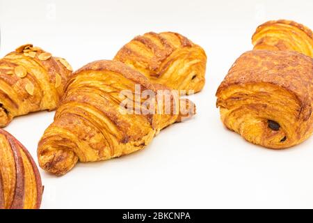 Französische Viennoiserie. Kunstwerke von einem Konditormeister Stockfoto