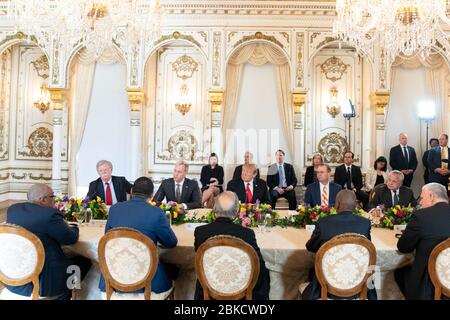 Präsident Donald J. Trump, Treffen mit führenden karibischen Politikern Freitag, 22. März 2019, in Mar-a-Lago in Palm Beach, Florida, wird von Premierminister Allen Chastanet von St. Lucia, Präsident Danilo Medina Sanchez von der Dominikanischen Republik, Premierminister Andrew Holness von Jamaika; Präsident Jovenel Moise von der Republik Haiti und Premierminister Hubert Minnis vom Commonwealth der Bahamas. Präsident Trump und First Lady Melania Trump treffen sich mit karibischen Führern Stockfoto