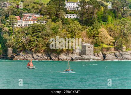 Kingswear Castle, das die Mündung des Dart Estuary in Devon, England bewacht Stockfoto