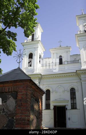 Birże, Litauen, die Kirche des heiligen Johannes des Täufers. Litauen, die Barockkirche St. Johannes der Taufer. Litwa, kościół św. Jana Chrzciciela. 立陶宛，教堂 Stockfoto