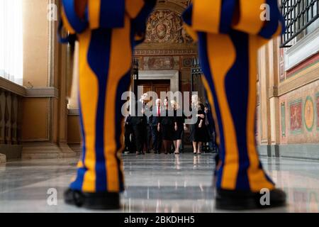 Vizepräsident Mike Pence und Frau Pence nehmen an einer Tour am Freitag, 24. Januar 2020, im Vatikan Teil. Vizepräsident Pence und Frau Pence im Vatikan Stockfoto